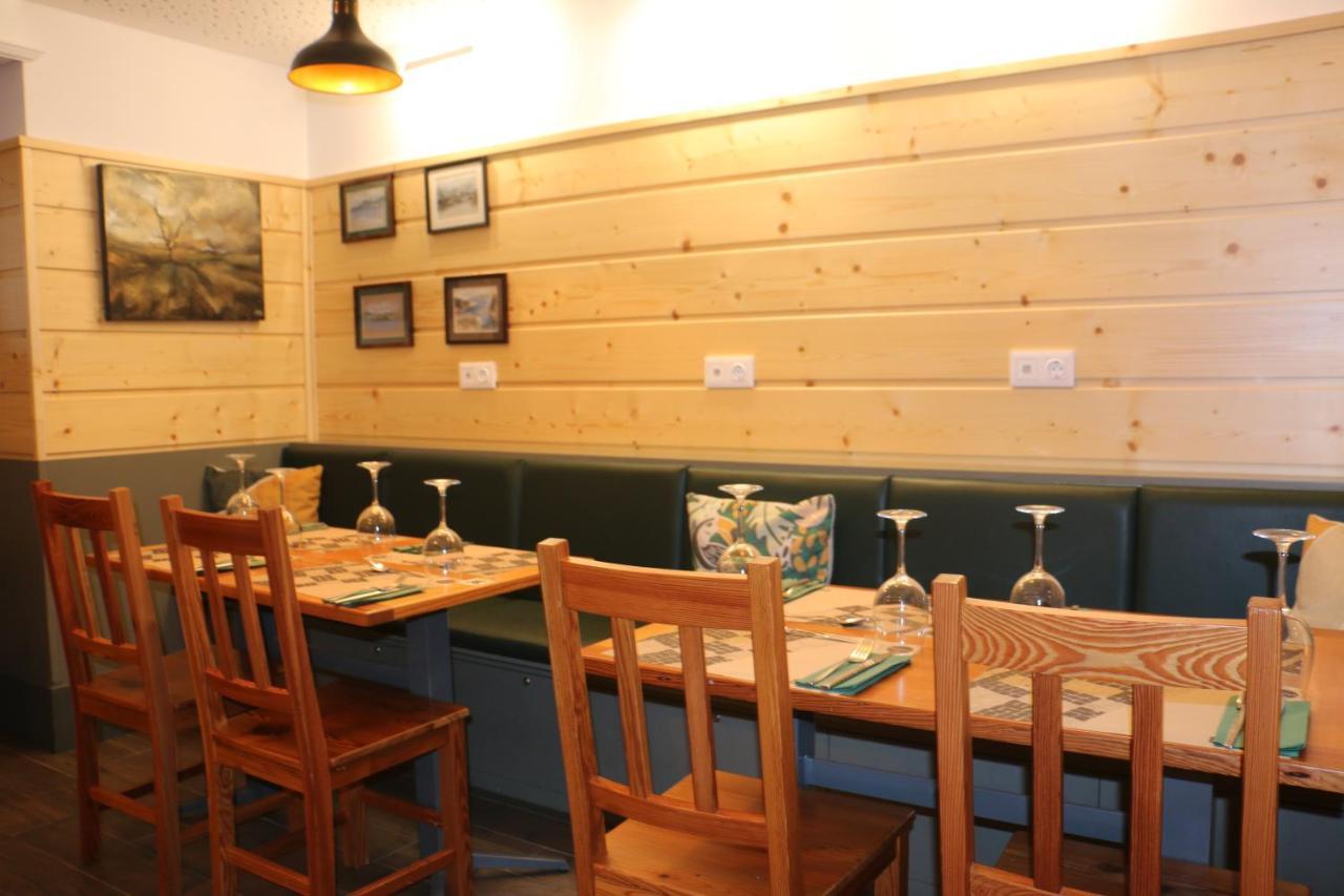 Alianca Cafe & Hostel Ангра-ду-Эроижму Экстерьер фото
